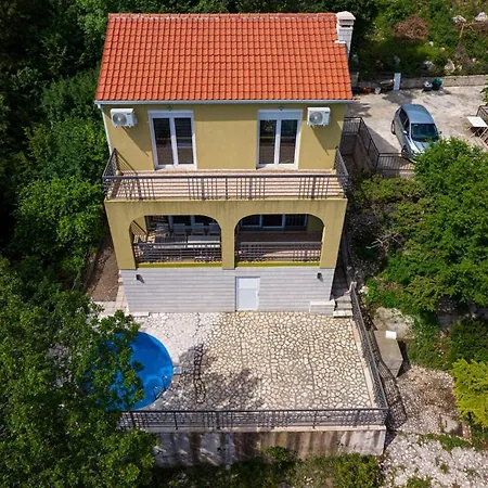 Villa Monte Hill