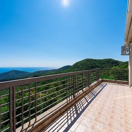 Villa Monte Hill